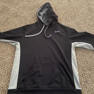 Nike sweater men’s size large